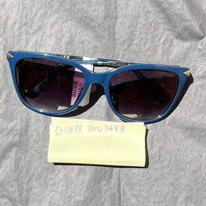 Guess Square Navy Sunglasses - GU7483-90B